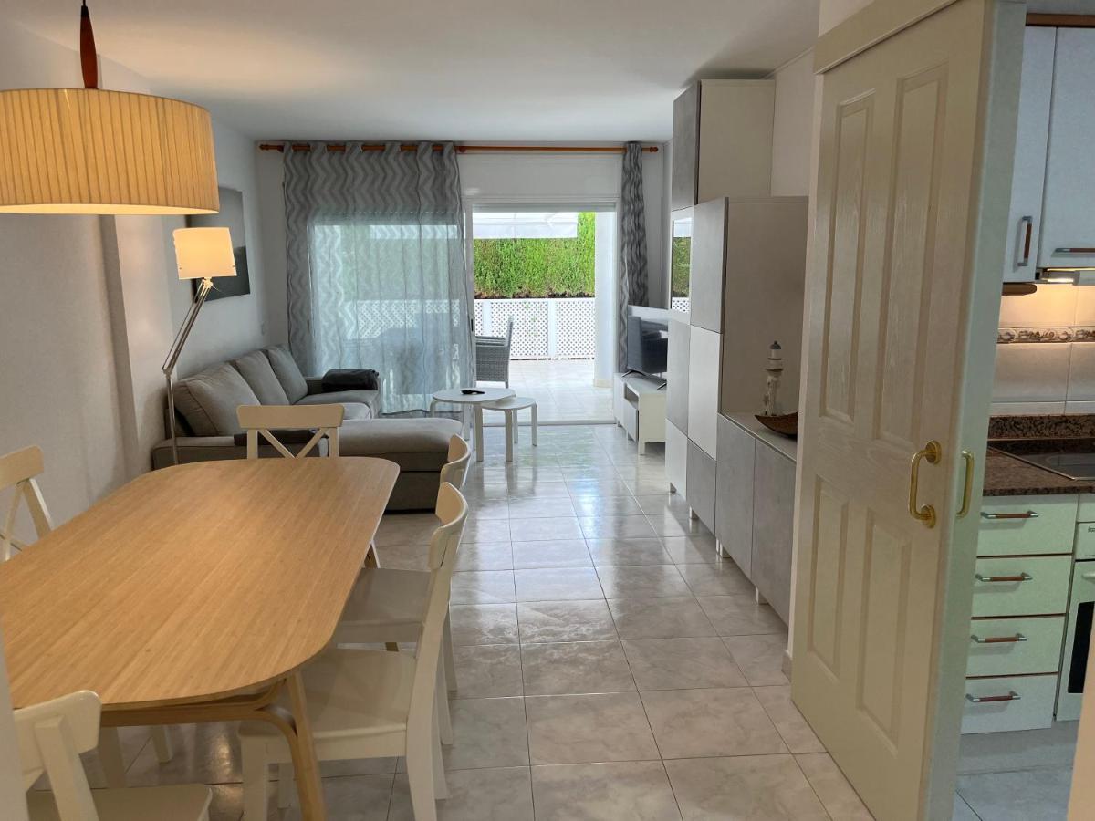 Amplio Apartamento Con Acceso Directo A Piscina Platja d'Aro Esterno foto