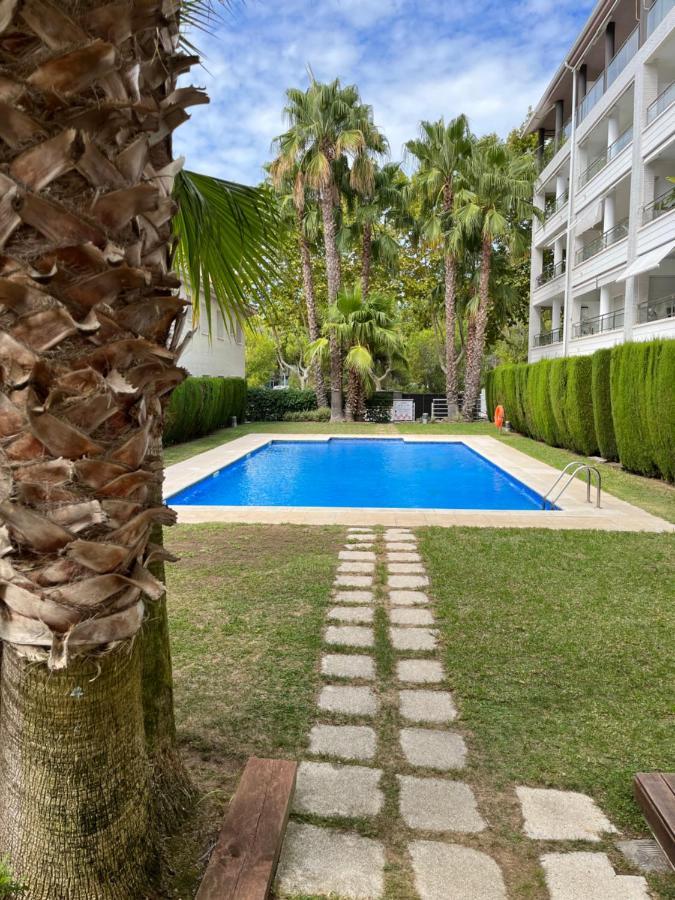 Amplio Apartamento Con Acceso Directo A Piscina Platja d'Aro Esterno foto