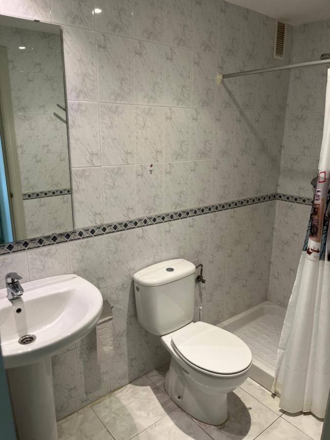 Amplio Apartamento Con Acceso Directo A Piscina Platja d'Aro Esterno foto
